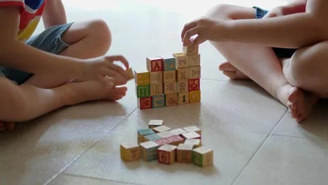 Bimbi cubi2 動画素材 136508108