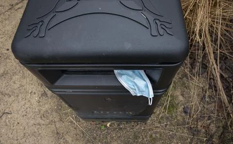 Bin and mask Stock Photos