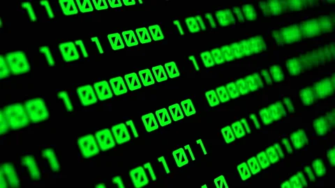 Binary code black and green animation Stockbeeldmateriaal 118235133