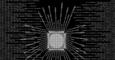 Binary coding data processing over microprocessor chip against black background Illustrazione stock