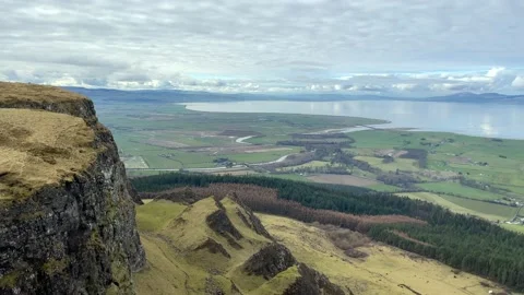 Binevenagh mountain panoramic Stock Footage 152658227