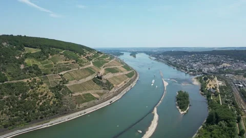 Binger Loch on the Middle Rhine - Circle-Left-Down-Mov-Clip Stock Footage 245680793