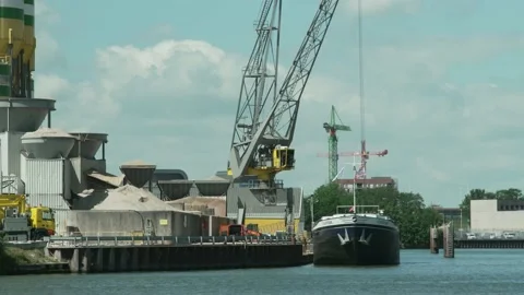 Binnenvaart 007 Stock Footage 131966042