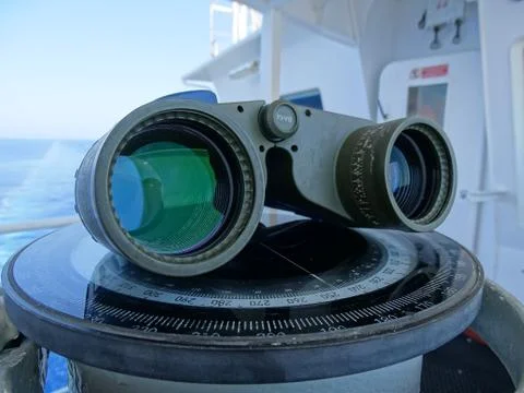  Binoculars &amp; Compass Stock Photos