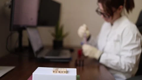 Biomarker analysis for personalized care 動画素材 337571298