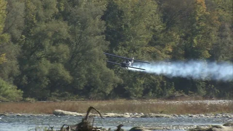 BIPLANE Vidéo 128380915