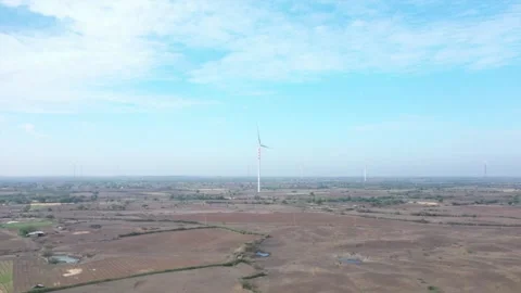 Bird-eye view of dry soil patterns and terrain contours in a rural landscape 動画素材 336465938