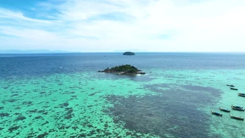  Bird 's eye view of summer tropical islands Stock Footage 200817976