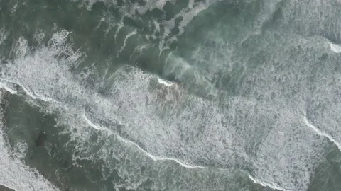 Bird view vagues2 Stock Footage 230854063