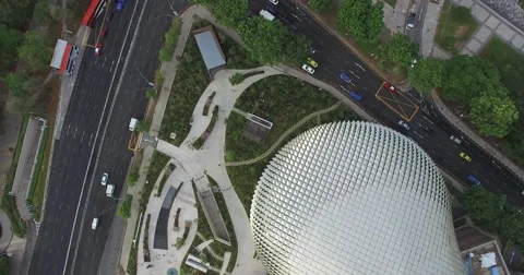 Birds eye landing over the Esplanade Stock Footage 59432630