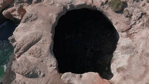 Birds eye view from Devils Punchbowl Arch orgeon Video stock 289654743