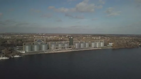 Bird's-eye view of the elevator. Stock Footage 130615530
