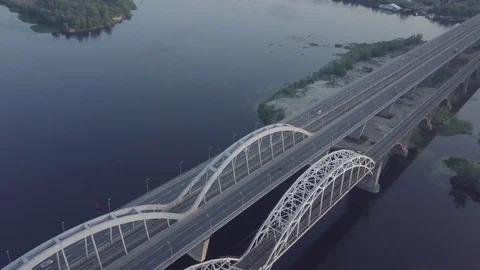Bird's eye view of the hightway 動画素材 76581301