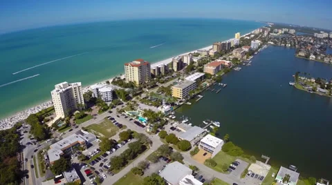 Birds eye view of Naples Beach Florida Vidéo 35497341