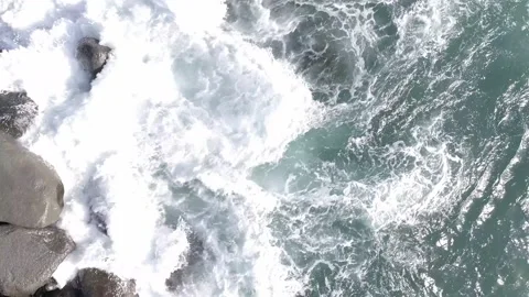 Birds Eye View Ocean Waves 動画素材 136133387