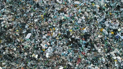 Bird's-eye view over a garbage landfill Vídeos de archivo 158204430