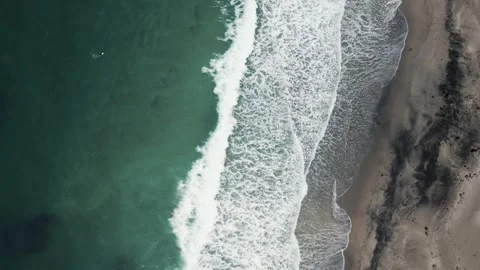 Bird's-eye view of the waves Stock Footage 320327623