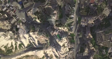 Bird's-Eye View of Winding Streets, Buildings, and Rock Formations in Goreme Stockbeeldmateriaal 337699740
