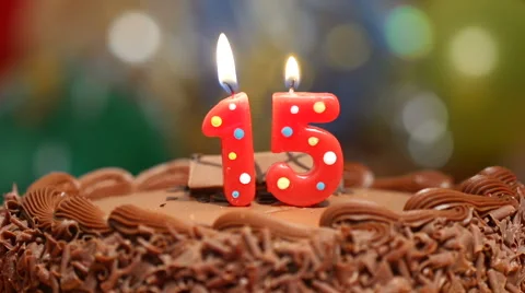Birthday cake with candles Video stock 40107155
