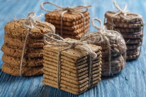 Biscuits on table Foto stock