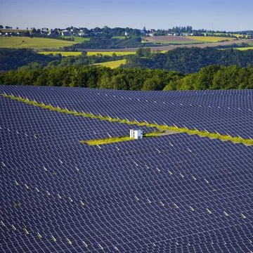 BIT Eifelkreis Solarpark 04.tif Grosse Freiflaechen-Photovoltaikanlage im ... Stock Photos