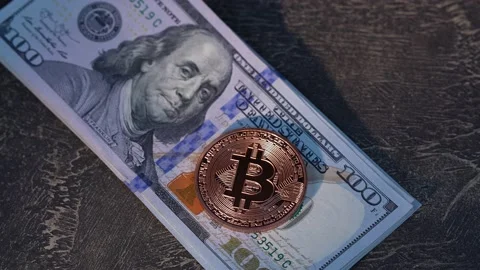 Bitcoin BTC, Ethereum ETH, Ripple XRP, Litecoin coins rotating, payment system Video stock 188900724