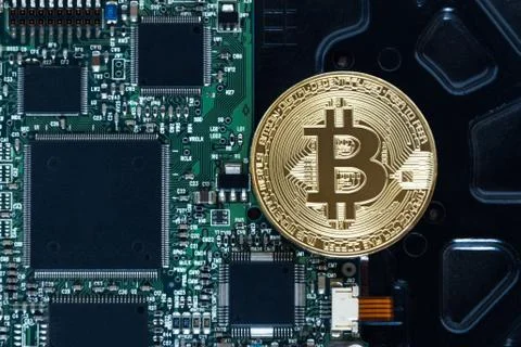 Bitcoin close-up on the hard drive. Foto stock