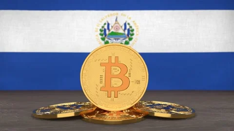 Bitcoin cryptocurrency on the background of the flag of El Salvador Vídeos de archivo 166151987
