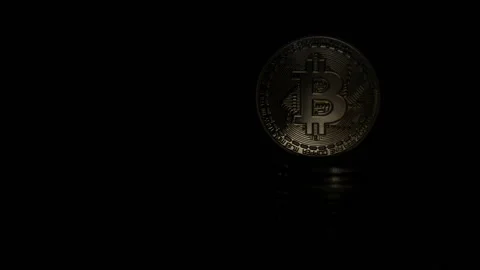 Bitcoin disappears and appears  Stock-Footage 101301422