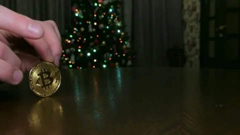 Bitcoin is spinning on a table 库存影片 84516077