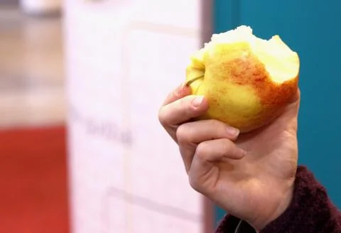 Bite the apple Fotos de archivo