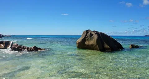  bizarre granite rocks on la digue island Stock-Fotos