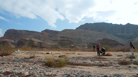 Bizarre Mountains 動画素材 883085