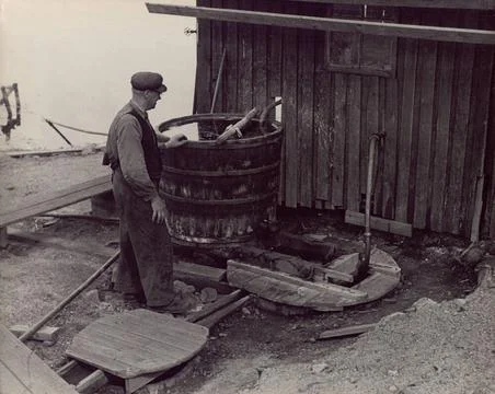 Björkhult impregnation array. The vessel where the copperitrile is dissolv.. Foto stock
