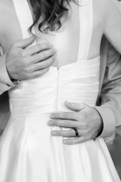 Black and White Back View of a Bride Dancing with her Groom Fotos Stock