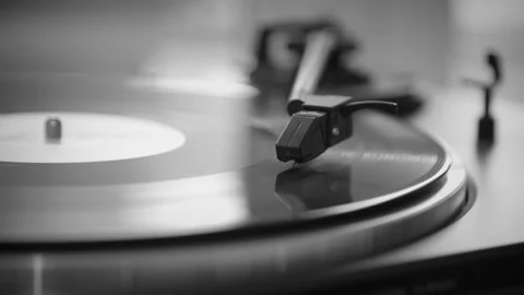 Black and White. Timelapse. The needle rises from a vintage vinyl record. The Stock Footage 146791191