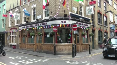 Black cab at corner of Charlotte Rd &amp; Rivington St London Stock Footage 53818050