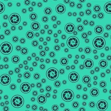 Black Camera shutter icon isolated seamless pattern on green background. Vector Illustrazione stock