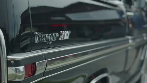 Black Car with Reflections Vídeos de archivo 230199644