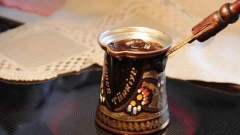 Black coffee brewed on the stove Video stock 83719665