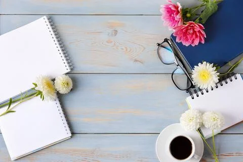 Black coffee with opened blank notepad Stock Photos