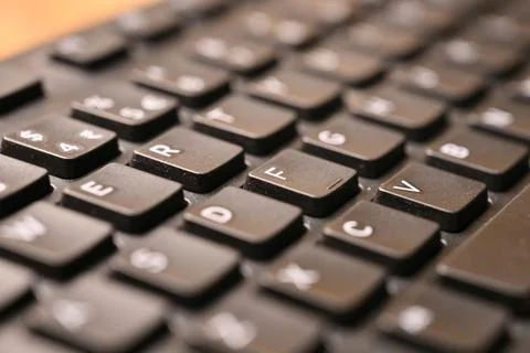 Black Computer Keyboard Macro Shot Highlighting F Key with Soft Blurred Bac.. 스톡 사진