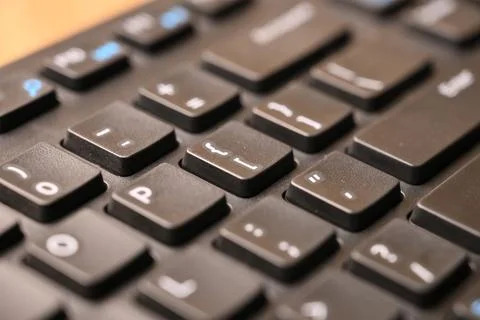 Black Computer Keyboard Macro Shot Highlighting Curly Bracket Open Key with.. Stock-Fotos