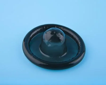 Black condom Stock-Fotos