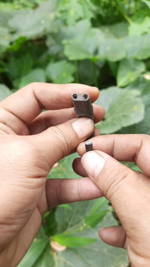 Black electrical power cord, flexible cable connector and utility wire, ele.. Vidéo 345114576