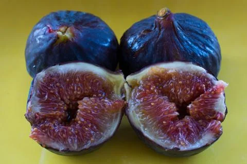 Black figs Stock Photos