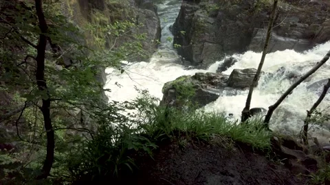 Black Linn falls Stock-Footage 201310413