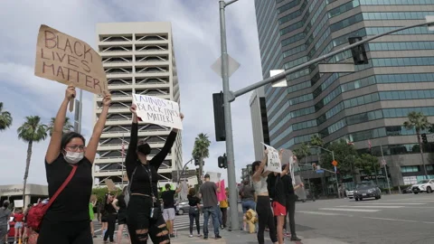 Black Lives Matter Protest For George Floyd - Los Angeles California  -06/2020 스톡 동영상 131758712