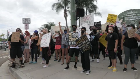 Black Lives Matter Protest For George Floyd California  -06/2020 Vidéo 132190696