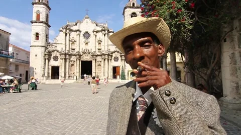 Black man with cigar in front of Cathedral, Havana, Cuba Video stock 45521982